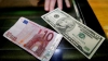 Официальный курс евро на 12 января превысил 82 рубля, доллара - 75